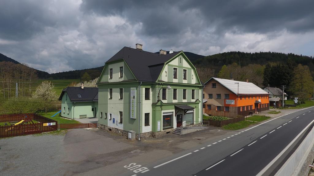 Apartmanove Ubytovani V Koutech Loučná nad Desnou Zewnętrze zdjęcie